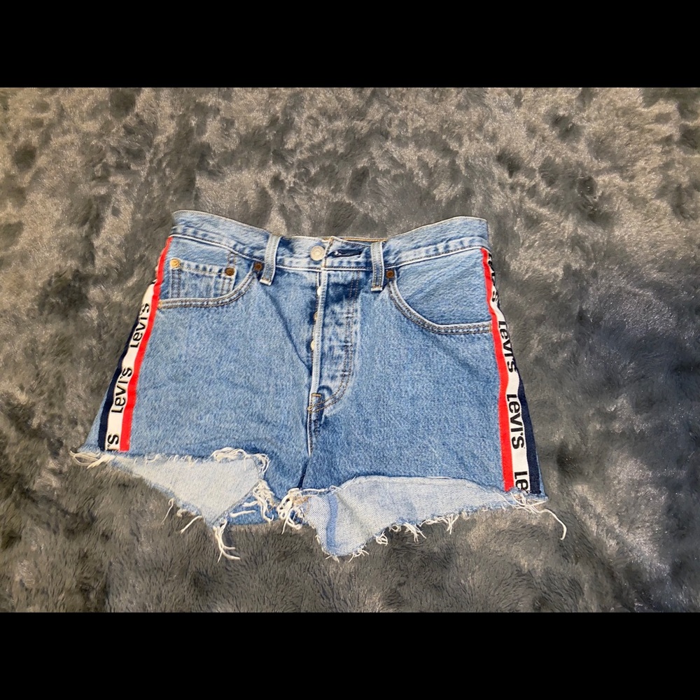 Levi high waisted 501 shorts
